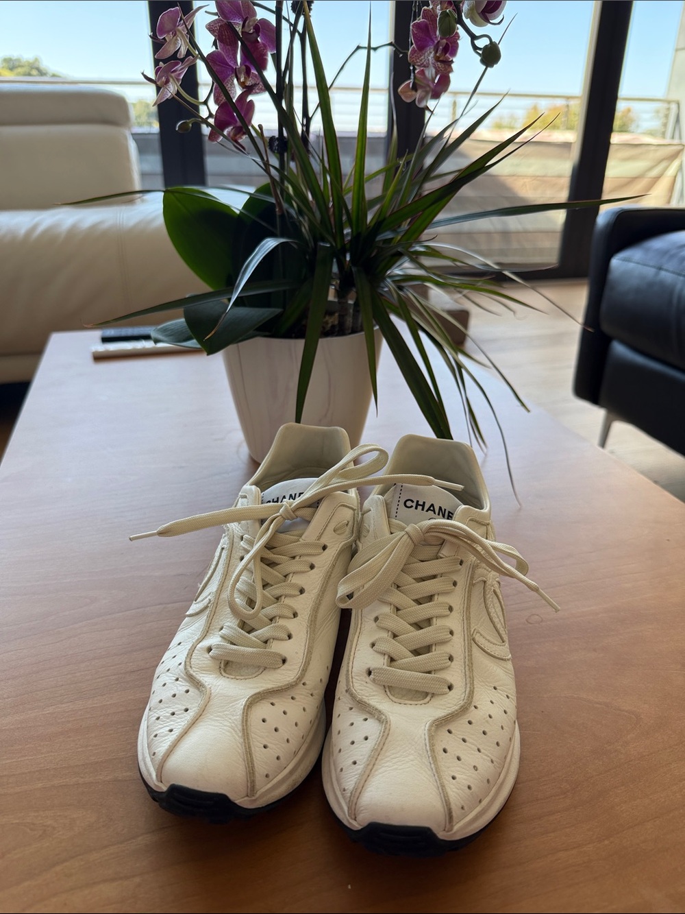CHANEL Cream Leather Sneakers - White/Cream
